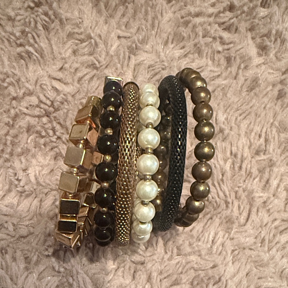 Elegant Multi-Color 6 in 1 Bracelet
